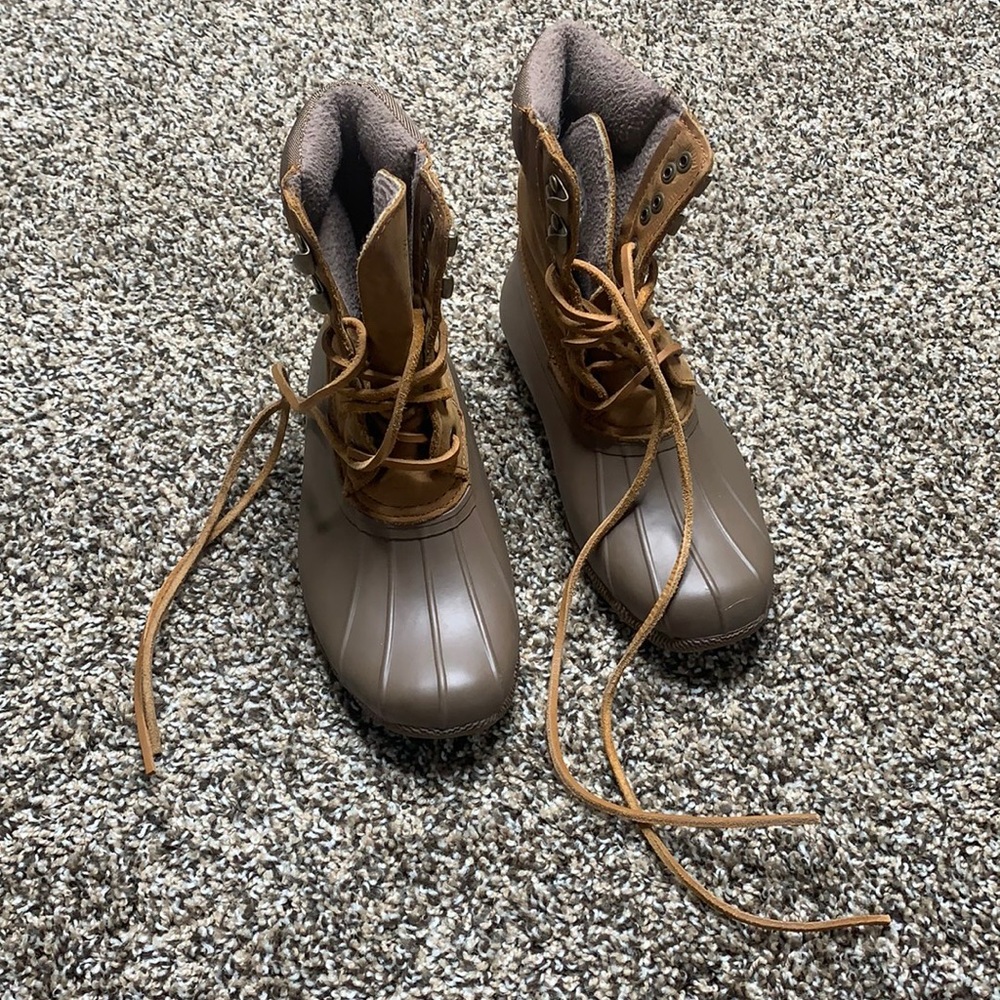 Womens sperry boots
